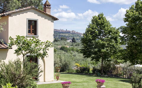 Villa San Pietro: Proprietà, Casa, Casa, Immobiliare, Costruzione, Zona Residenziale, Estate, Albero, Giardino, Villetta