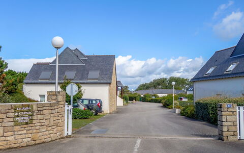 Carnac 129: Zona Residenziale, Proprietà, Casa, Casa, Costruzione, Cittadina, Immobiliare, Strada, Sobborgo, Estate