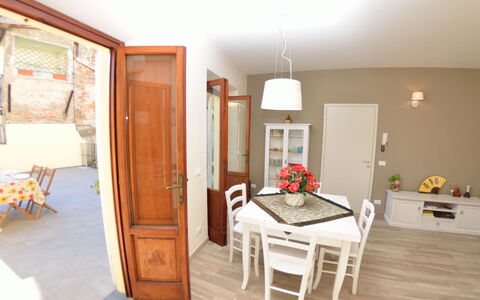 Musetta: Camera, Proprietà, Mobilia, Costruzione, Interior Design, Casa, Pavimento, Tavolo, Immobiliare, Sala Da Pranzo