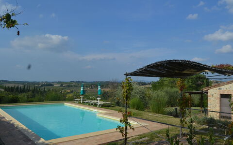 Villa Cafaggiola: Proprietà, Piscina, Casa, Immobiliare, Vacanza, Ricorrere, Costruzione, Tempo Libero, Albero, Estate