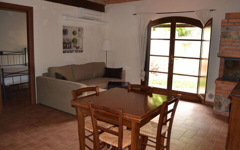 Borgo Casa Di Lappi: Camera, Proprietà, Mobilia, Costruzione, Pavimento, Tavolo, Interior Design, Casa, Immobiliare, Sala Da Pranzo
