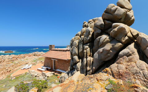 La Cala (Vgm615): Roccia, Formazione, Costa, Affioramento, Cielo, Mare, Roccia Di Fondo, Promontorio, Albero, Geologia
