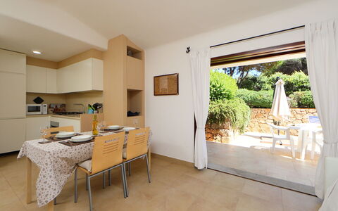 Canayli: Proprietà, Camera, Costruzione, Mobilia, Interior Design, Pavimento, Immobiliare, Casa, Soffitto, Tavolo