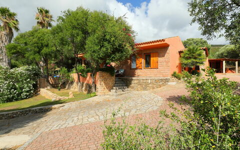 Bouganville: Proprietà, Casa, Immobiliare, Costruzione, Casa, Estate, Area Rurale, Hacienda, Cielo, Zona Residenziale
