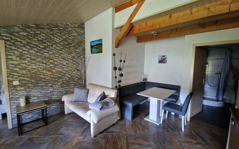 Appartement - Beau-Séjour: Pavimentazione, Pavimento, Mobilia, Legna, Interior Design, Soffitto, Camera, Illuminazione, Soggiorno, Sedia