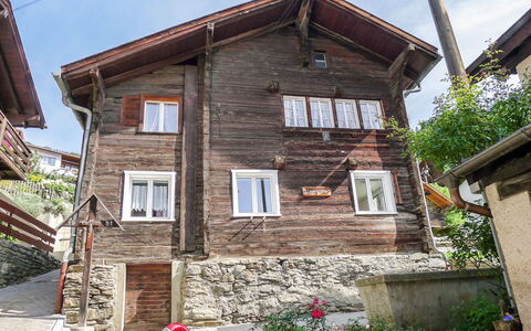 Marilyn: Proprietà, Casa, Costruzione, Quartiere, Cittadina, Casa, Immobiliare, Parete, Villetta, Architettura