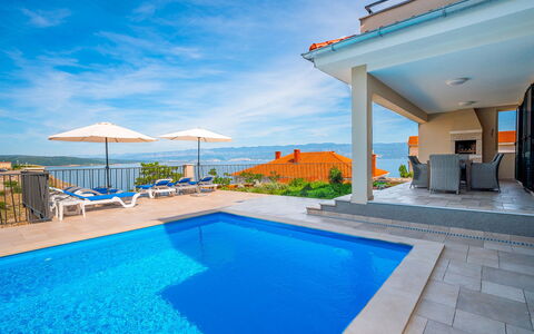 Vali 1: Acqua, Cielo, Pianta, Nube, Proprietà, Piscina, Azzurro, Costruzione, Shade, Mobili Da Esterno