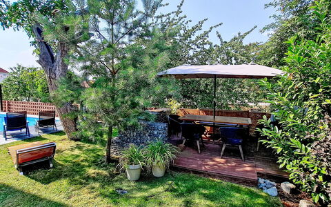Řeporyje: Mobilia, Sedia, Mobili Da Esterno, Tavolo, Legna, Tavolo Esterno, Cucina & Sala Da Pranzo Tavolo, Shade, Giardino, Ombrello