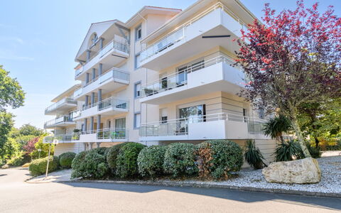 Zéphyr: Pianta, Cielo, Costruzione, Finestra, Urban Design, Albero, Zona Residenziale, Facciata, Immobiliare