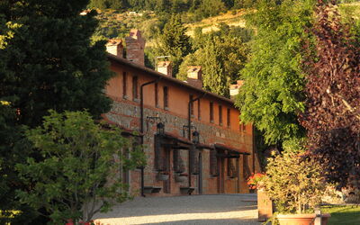 la-piazza-di-san-donato-reggello-multiproprieta-piazza-1-bilo-esterni