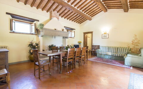 Villa Il Sasso: Proprietà, Costruzione, Camera, Soffitto, Immobiliare, Casa, Mobilia, Pavimento, Interior Design, Casa