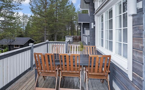 Rukanloisto a: Legna, Portico, Casa, Deck, Materiale Composito, Raccordo, Latifoglie, Plank, Pavimento In Legno, Villetta