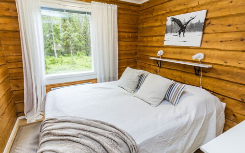 Pelkkaveska: Legna, Pavimentazione, Camera Da Letto, Interior Design, Pavimento, Letto, Casa, Mobilia, Pavimento In Legno, Biancheria