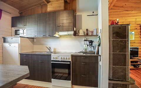 Kytöranta: Mobilia, Interior Design, Pavimentazione, Pavimento, Tavolo, Soffitto, Cucina & Sala Da Pranzo Tavolo, Illuminazione, Sedia, Casa
