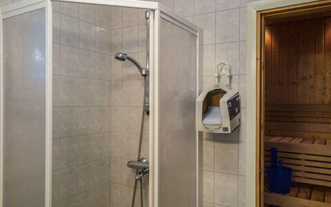 Karitahko a 8: Piscina, Catena Montuosa, Eco Hotel, Ricorrere, Estate, Valle, Villa, Landscaping, Resort Citta ', Backyard