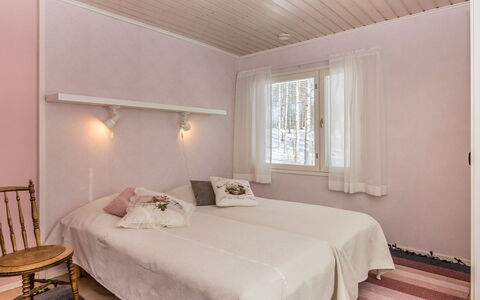 Villa Ebba: Interior Design, Mobilia, Pavimento, Camera Da Letto, Pavimentazione, Letto, Legna, Soffitto, Camera, Tessile