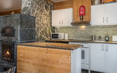 Aurora Cabin: Legna, Cucina, Controsoffitto, Mobilia, Cabinetry, Elettrodomestico Da Cucina, Casa, Apparecchio Major, Color Legno, Lavello