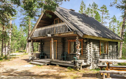 Luppo: Villetta, Casa, Casa, Edifici Giardino, Raccordo, Log Cabin, Agriturismo, Estate, Capannone, Cortile
