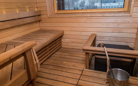Tahko Spa Junior Suite Orange A6: Legna, Villetta, Color Legno, Latifoglie, Log Cabin, Plank, Soffitto, Materiali Naturali, Legname, Edifici Giardino