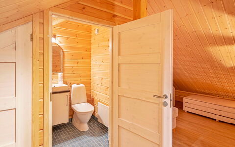 Kevätpiippo B: Area Rurale, Hill Station, Villaggio, Catena Montuosa, Valle, Paesino Di Montagna, Alpi, Eco Hotel, Balcone, Hotel