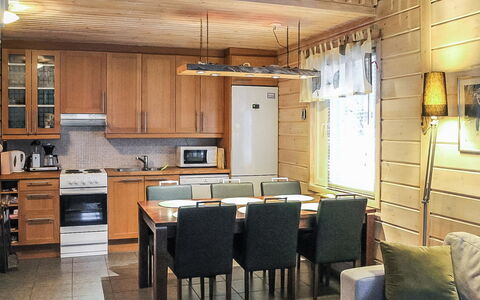 Ylläs Iisakki As. 10A: Area Rurale, Hill Station, Villaggio, Catena Montuosa, Valle, Paesino Di Montagna, Alpi, Eco Hotel, Balcone, Hotel