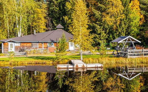 Kuusenkatve: Albero, Banca, Casa, Villetta, Lago, Stagno, Foresta, Log Cabin