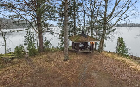Kärkimökki: Albero, Banca, Casa, Villetta, Lago, Stagno, Foresta, Log Cabin