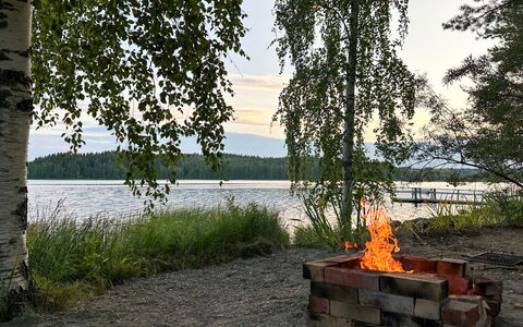 Suviranta: Albero, Banca, Casa, Villetta, Lago, Stagno, Foresta, Log Cabin