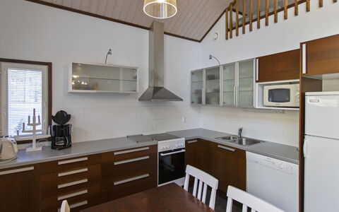 Halla: Villetta, Casa, Casa, Edifici Giardino, Raccordo, Log Cabin, Agriturismo, Estate, Capannone, Cortile