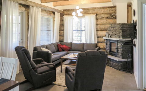 Maahisenrinne 3 F 25: Villetta, Casa, Casa, Edifici Giardino, Raccordo, Log Cabin, Agriturismo, Estate, Capannone, Cortile