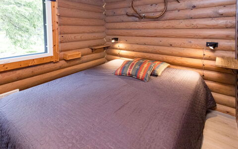 Imponlampi: Legna, Pavimento, Color Legno, Soffitto, Latifoglie, Log Cabin, Plank, Camera Da Letto, Letto, Telaio Del Letto