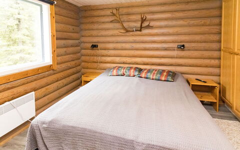 Imponlampi: Legna, Camera Da Letto, Interior Design, Letto, Pavimentazione, Pavimento, Soffitto, Lenzuolo, Mobilia, Bedding