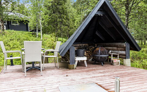 Imponlampi: Legna, Villetta, Latifoglie, Deck, Edifici Giardino, Log Cabin, Shade, Plank, Giardino, Mobili Da Esterno