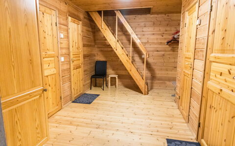 Kiehislevi a: Villetta, Casa, Casa, Edifici Giardino, Raccordo, Log Cabin, Agriturismo, Estate, Capannone, Cortile