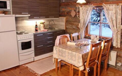 Kopinkallio 1: Albero, Banca, Casa, Villetta, Lago, Stagno, Foresta, Log Cabin