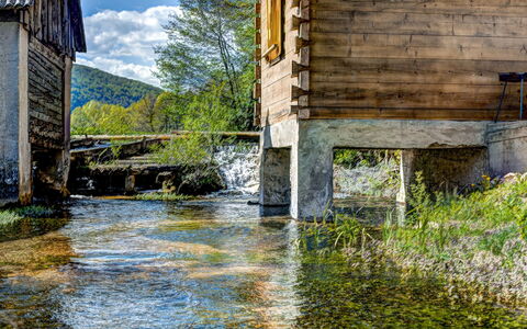 Plitvice Ii: Acqua, Natura, Paesaggio Naturale, Fiume, Alveo, Albero, Ponte, Cielo, Waterway, Riflessione