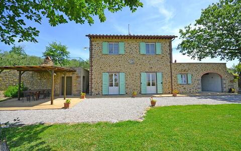 Villa Il Palazzone: Proprietà, Casa, Casa, Costruzione, Immobiliare, Estate, Zona Residenziale, Lotto, Architettura, Facciata