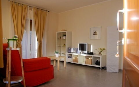 Gli Appartamenti Di Manuela: Camera, Proprietà, Mobilia, Interior Design, Costruzione, Pavimento, Soggiorno, Parete, Casa, Appartamento