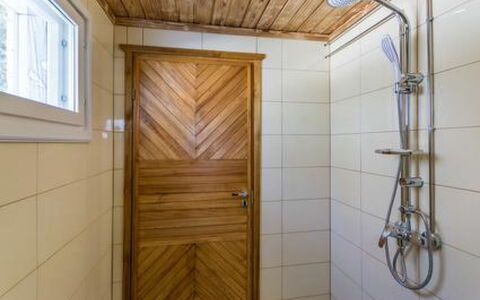 Halmesaari: Albero, Banca, Casa, Villetta, Lago, Stagno, Foresta, Log Cabin