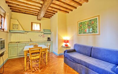 Vinci 2: Camera, Proprietà, Mobilia, Costruzione, Casa, Immobiliare, Interior Design, Villa, Tavolo, Villetta