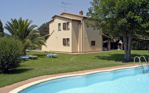 Poderino: Proprietà, Casa, Piscina, Costruzione, Immobiliare, Casa, Villa, Estate, Zona Residenziale, Agriturismo
