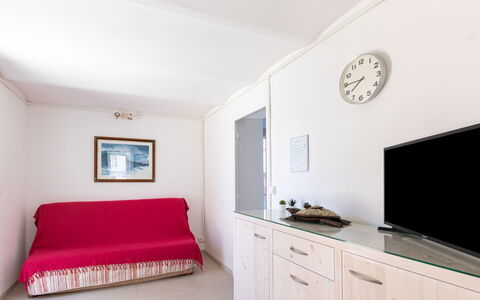 Anaisim: Cabinetry, Mobilia, Proprietà, Costruzione, Porta, Cassetto, Legna, Comfort, Interior Design, Finestra