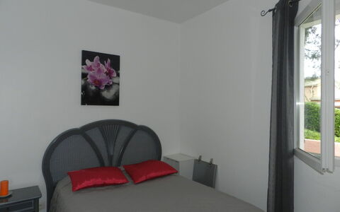 Cavoni: Camera, Mobilia, Proprietà, Camera Da Letto, Letto, Interior Design, Costruzione, Telaio Del Letto, Casa, Parete