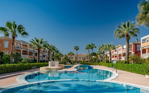 Estrella Blanca: Mobili Da Esterno, Giardino, Tavolo Esterno, Sedia, Shade, Landscaping, Backyard, Cortile, Eco Hotel, Cucina & Sala Da Pranzo Tavolo