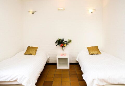 Bungalowpark Landsrade: Pianta, Proprietà, Mobilia, Comfort, Decorazione, Tessile, Legna, Interior Design, Fiore, Pavimentazione