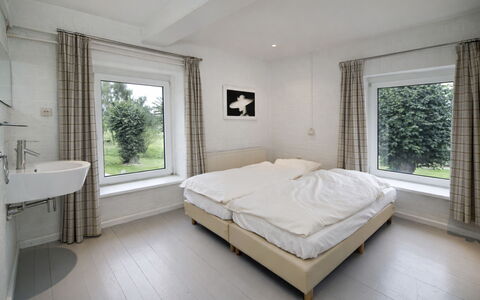 Bungalowpark Landsrade: Soffitto, Interior Design, Casa, Camera Da Letto, Pavimento, Letto, Bedding, Lenzuolo, Appartamento, Biancheria