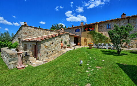Villa Sonia: Proprietà, Casa, Costruzione, Casa, Immobiliare, Estate, Erba, Villetta, Cortile, Lotto