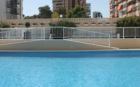 Benidorm 954: Piscina, Proprietà, Acqua, Condominio, Costruzione, Immobiliare, Appartamento, Tempo Libero, Vacanza, Reflecting Pool