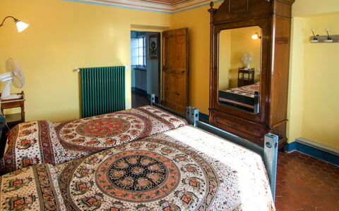 Casa del Poggio: Mobilia, Cornice, Legna, Architettura, Interior Design, Pavimentazione, Pavimento, Specchio, Soggiorno, Costruzione