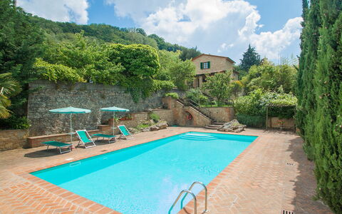 Le Pergole: Piscina, Proprietà, Immobiliare, Tempo Libero, Casa, Vacanza, Costruzione, Estate, Erba, Villa